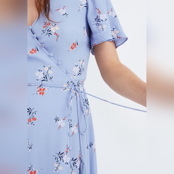 Madewell Button-Wrap Floral Midi Dress - Picture 4 of 4